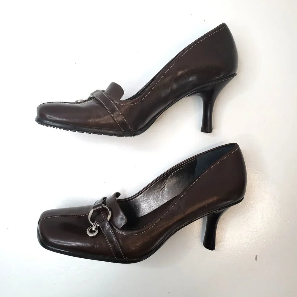 Gianni Bini Square Toe Pump Sz 7 Brown Leather Slip On Heeled Career Dress Shoe - Picture 7 of 11